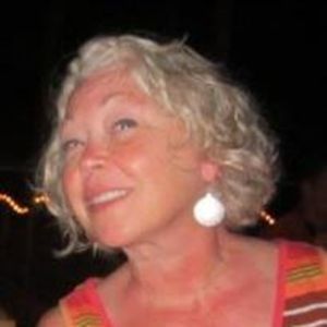 Meet your Posher, Debbie